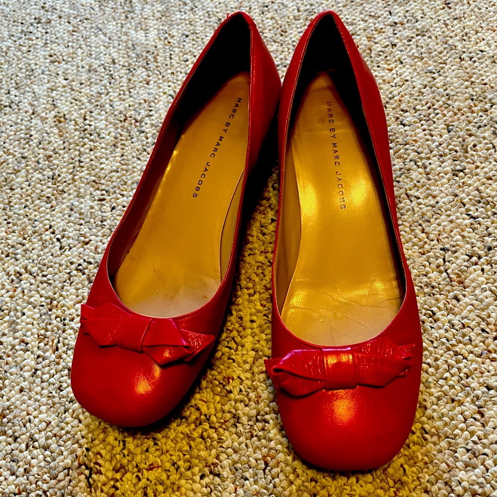 Marc by Marc Jacobs red loafer/low heel - 7.5